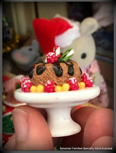 Sylvanian Families Christmas sweet dessert on cake stand