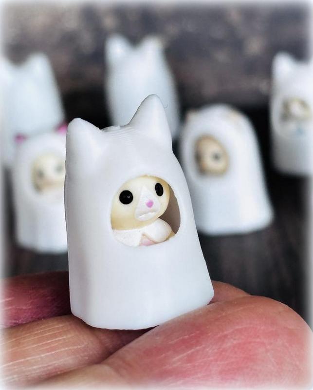 Sylvanian families mini figures cat ghost