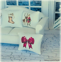 Dollhouse Christmas cushion red bow