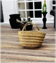 Seagrass Style Hand Basket