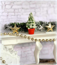 Dollhouse christmas white tree in red pot small