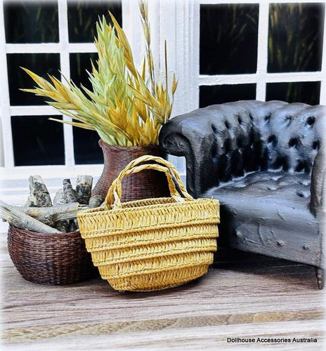 Seagrass Style Hand Basket