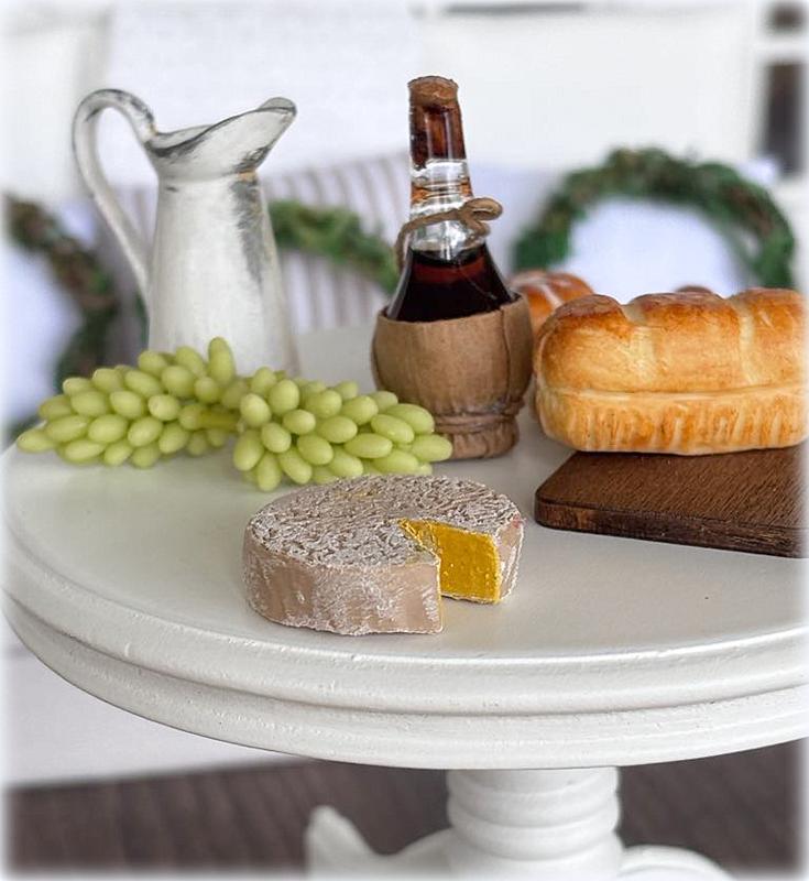 Brie Cheese Wheel - 2cm diameter - Miniature