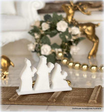 Dollhouse Christmas nativity wise men