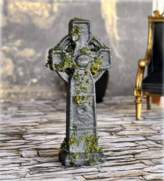 Dollhouse miniature gravestone halloween cemetery spooky decor