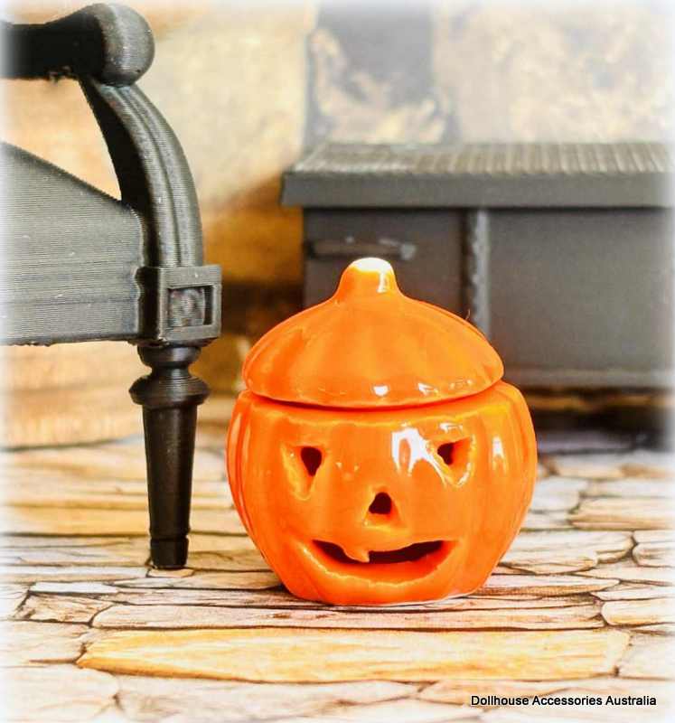 Pumpkin Cookie Jar with removeable lid