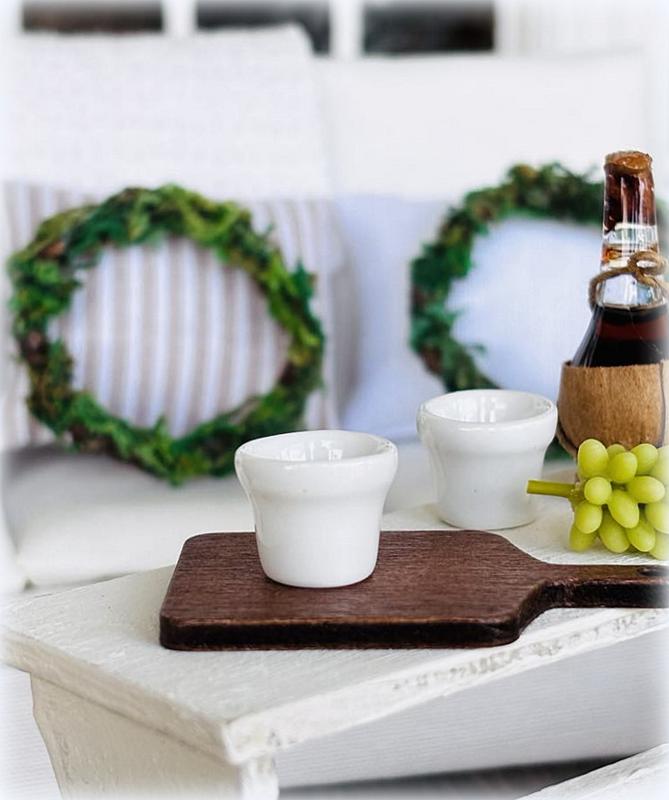 White Planter Pot - Small - Miniature