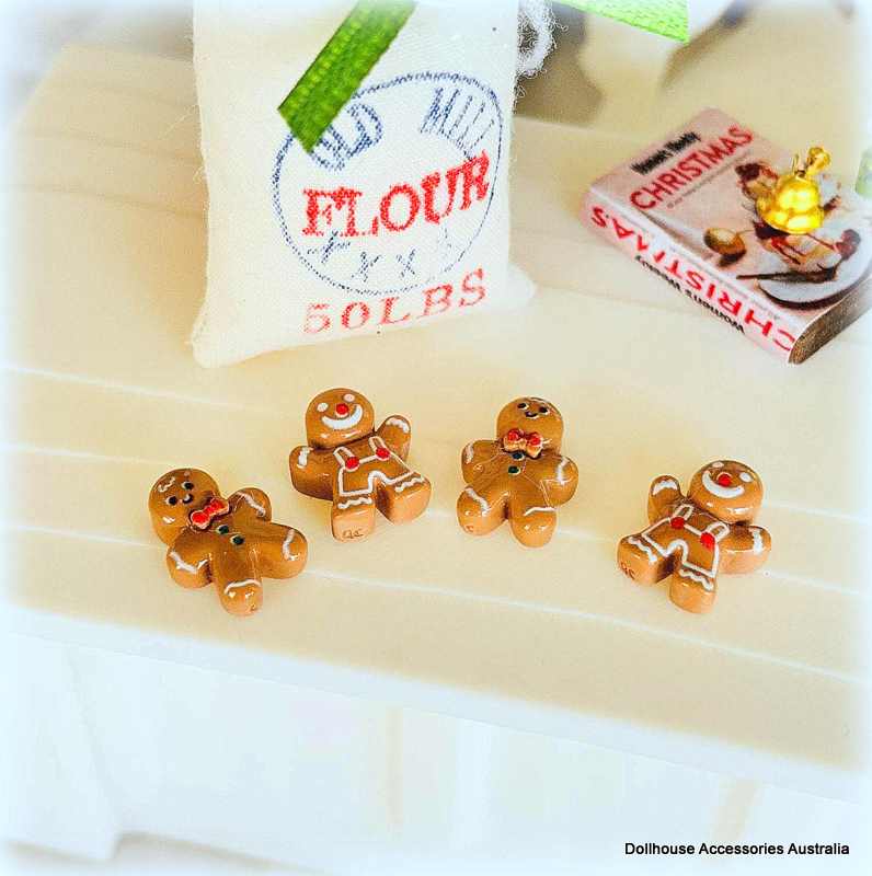 Dollhouse Christmas Gingerbread men