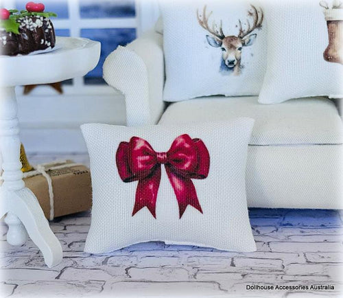 Dollhouse Christmas cushion red bow