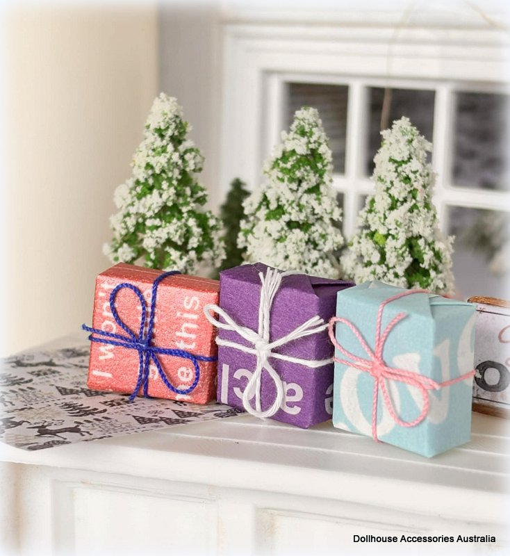 Dollhouse Miniature wrapped parcel gifts presents