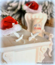 Dollhouse pair of white doves Christmas decoration