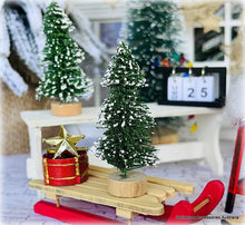 Dollhouse mini Christmas tree