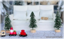 Dollhouse mini Christmas tree