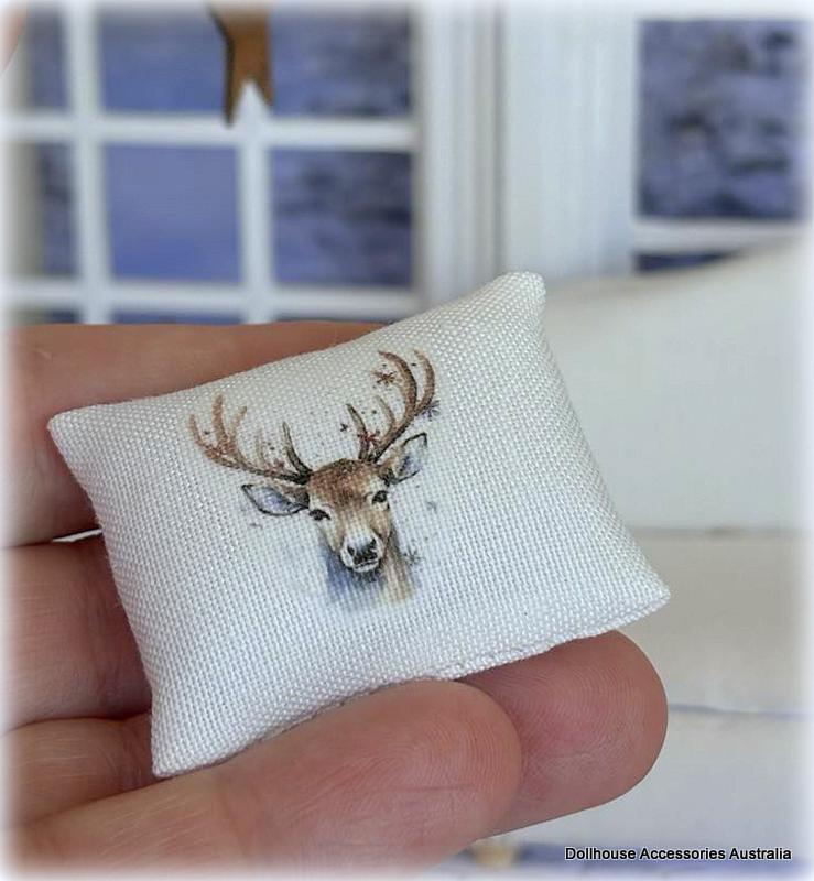 Dollhouse Christmas reindeer cushion decor