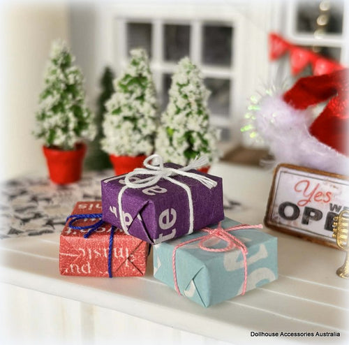 Dollhouse Miniature wrapped parcel gifts presents