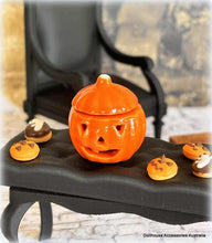 Pumpkin Cookie Jar with removeable lid