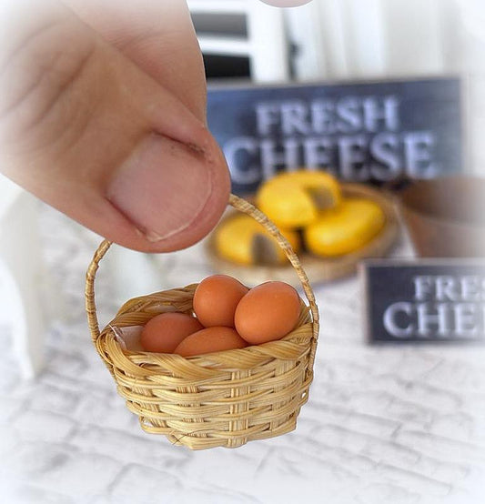 Basket with 4 Large eggs - Miniature