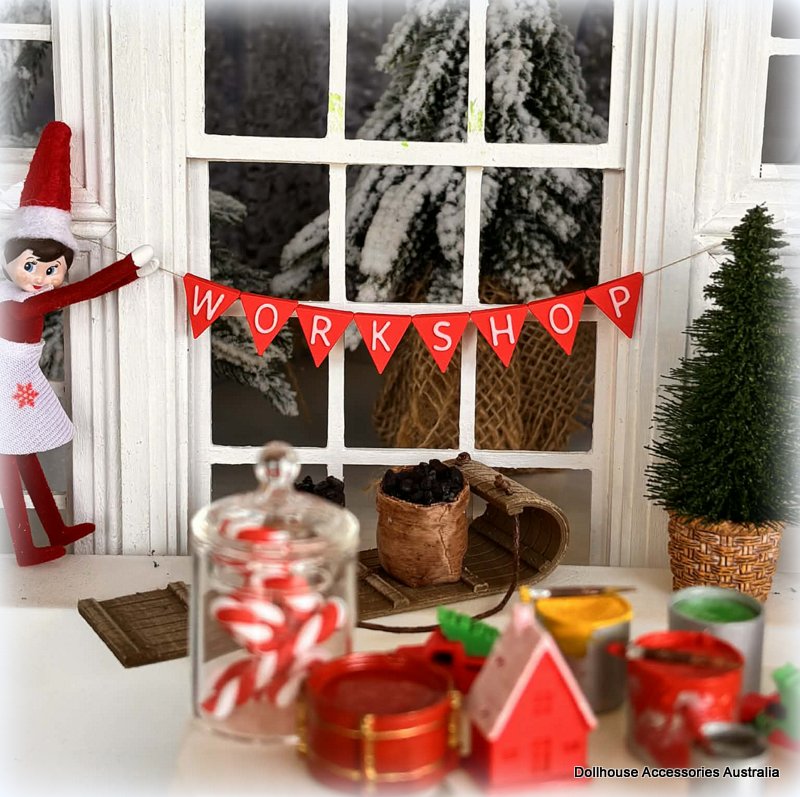Dollhouse Bunting christmas Elf Workship