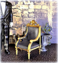 Apothecary Throne Chair - Miniature