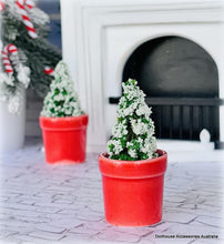 Dollhouse christmas tree in red pot