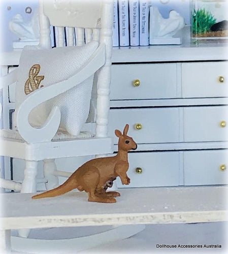 Dollhouse mini kangaroo for toy scene nursery