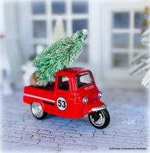 Dollhouse Christmas red trike with Tree