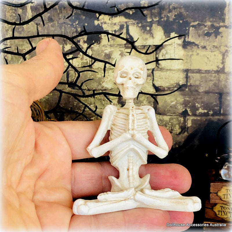 Yoga Skeleton - Prayer Pose - 8 cm high - Miniature