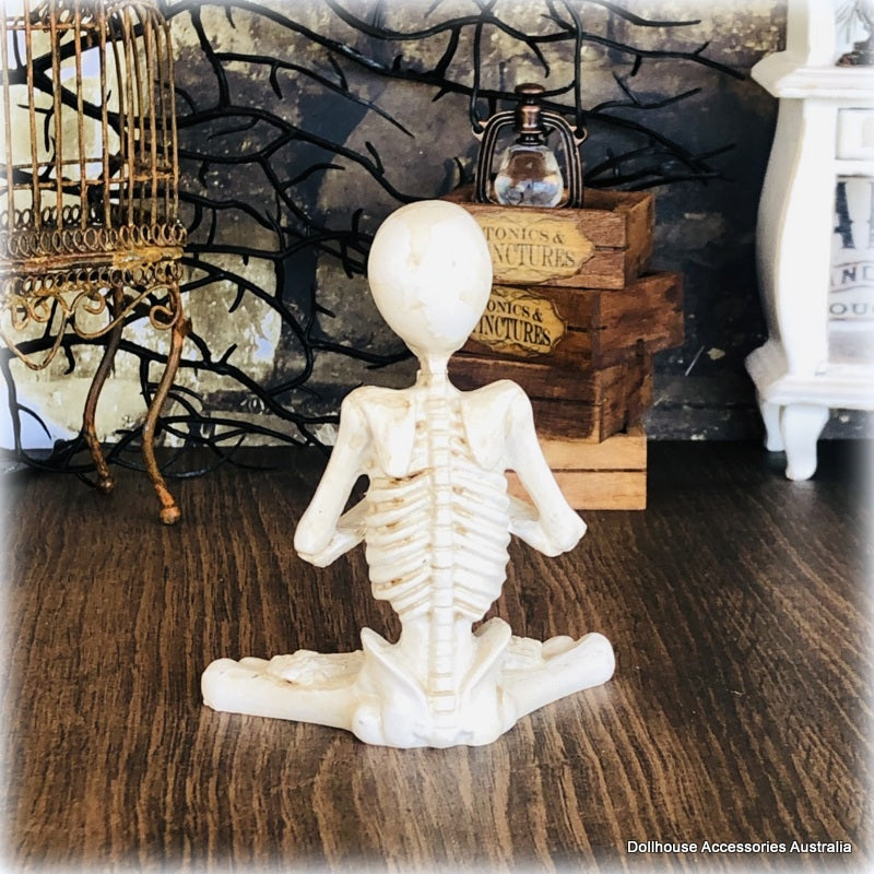 Yoga Skeleton - Prayer Pose - 8 cm high - Miniature