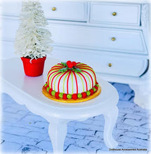 Christmas Striped Cake - Miniature