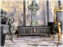 Gravestone with Moss - 7 cm high - Miniature