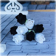 Bouquet of Black and White Roses - Miniature