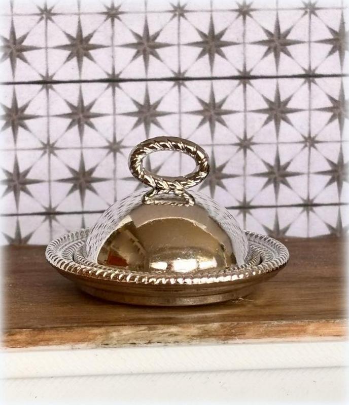 Serving Plate with Cover - Silver - miniature