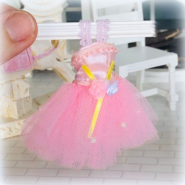 Dollhouse tutu pink ballet