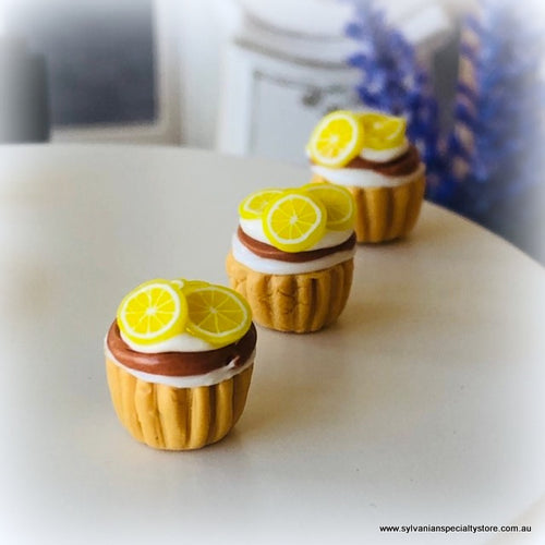 Dollhouse lemon cupcakes