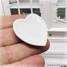 White Heart Plate - Miniature
