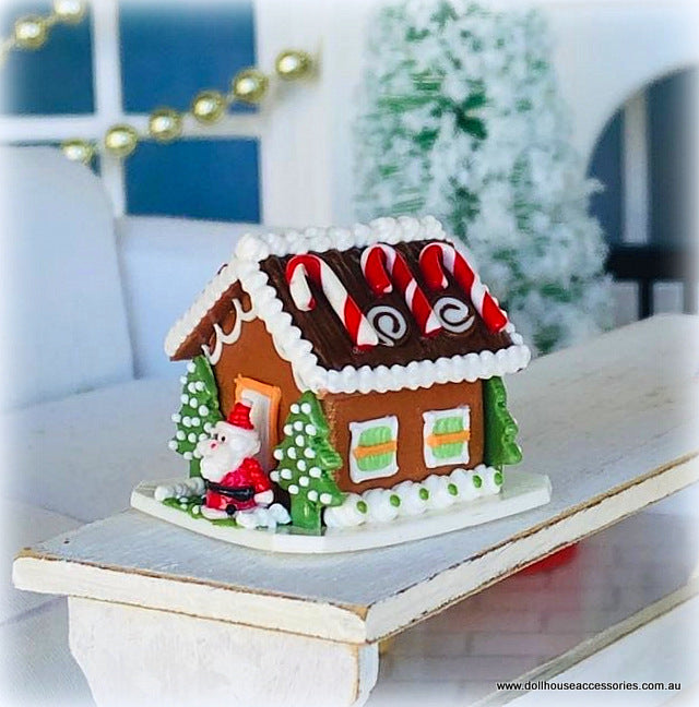 Dollhouse Christmas gingerbread house