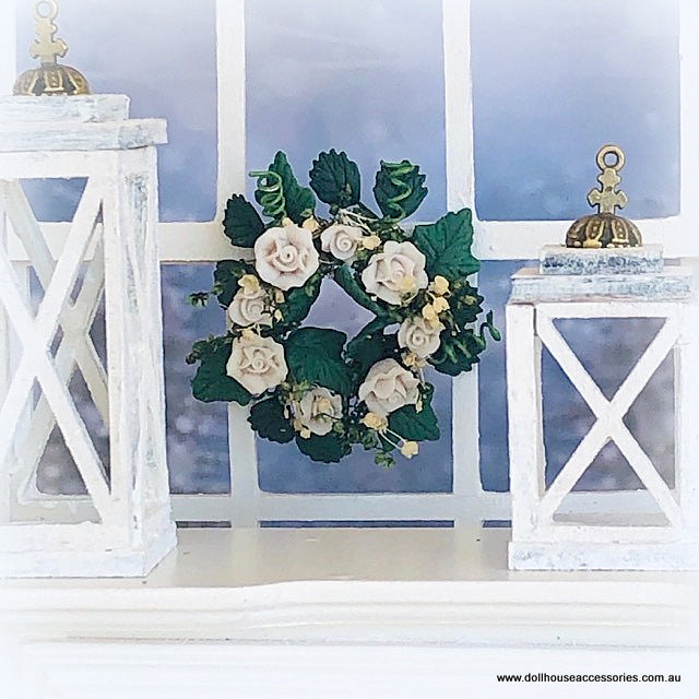 White Rose Garland - Miniature