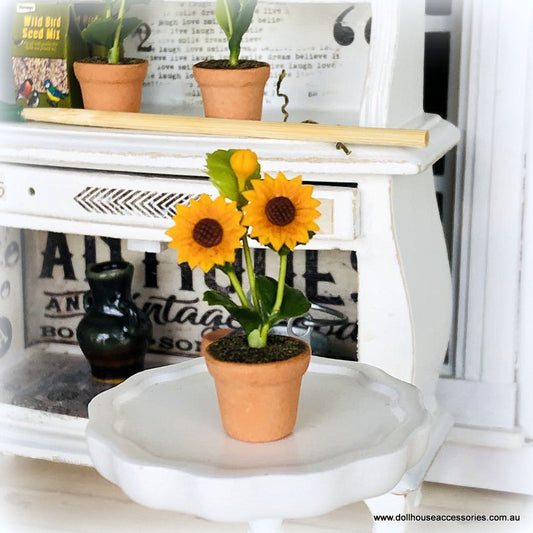 Sunflower in pot plant florist garden dollhouse