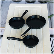 Set of 3 Saucepans - Black - Miniature