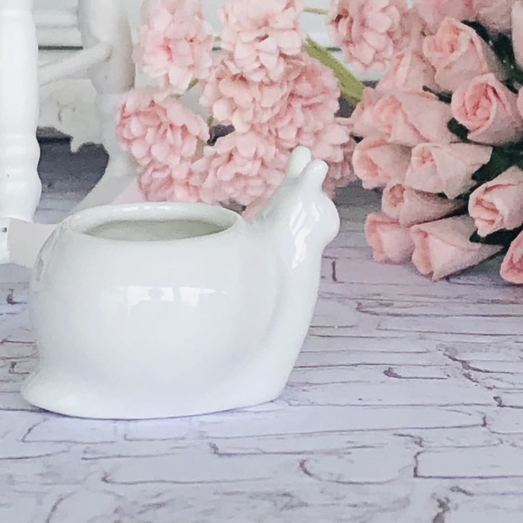 Snail Planter Pot - White - Miniature