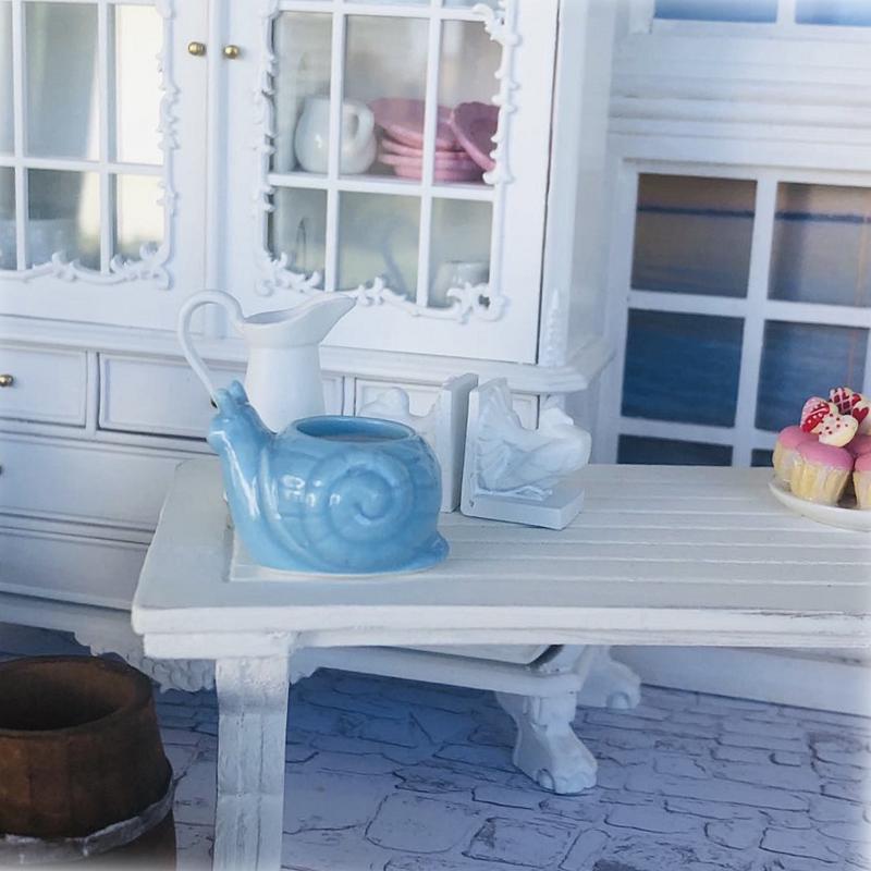 Blue Snail Planter Pot - Miniature
