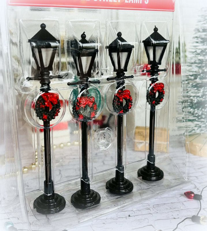 Christmas Street Lights - Set of 4