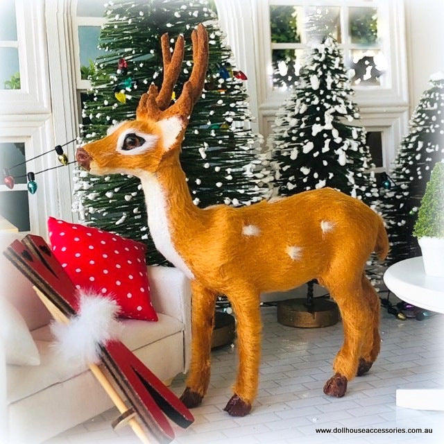Dollhouse Christmas Reindeer