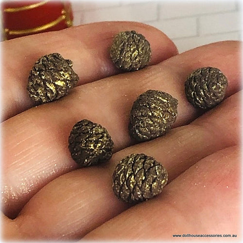 Pine Cones x 6 - Miniature