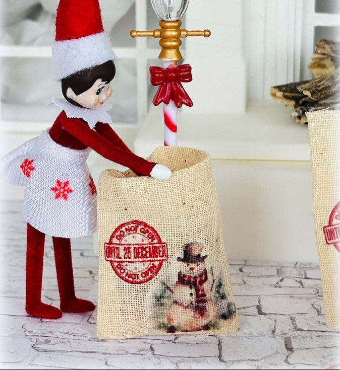Dollhouse Elf Christmas Eve sack Don't open until the 25th