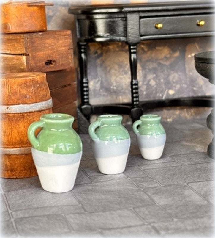 Dollhouse set of 3 ceramic vases
