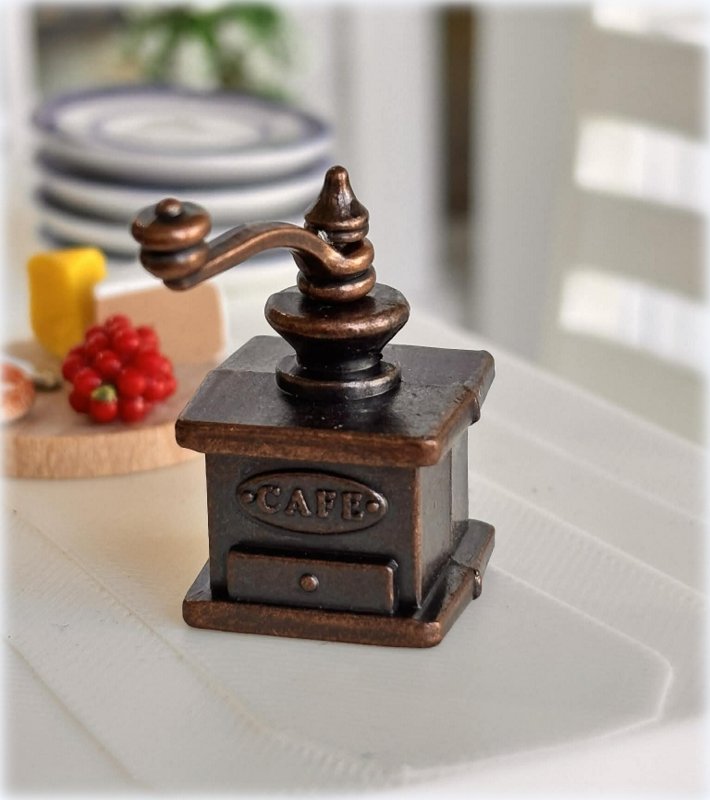 Dollhouse Coffee Cafe Grinder