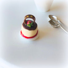 Dessert with Chocolate Ring Decoration - Miniature