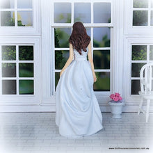Modern Bride Figure - Resin - 13cm