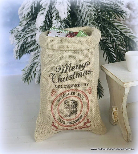 Reindeer Delivery Sack - Full of gifts - Miniature